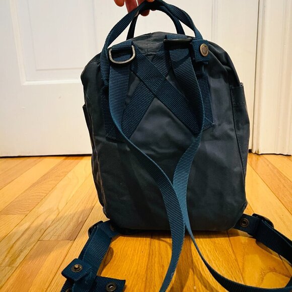 Fjall Raven Fjallraven Kånken Mini EVERYDAY OUTDOOR Backpack Bag main image 7